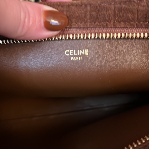Celine limited edition runway bag. Brown suede. Comes with box, papers and chain - Picture 4 of 12